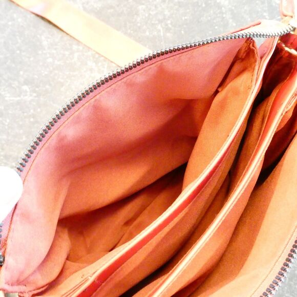 Mersi Purse Erin Rust Orange Red Gold Nylon Zip Compartments Seatbelt Strap NEW - Picture 7 of 13